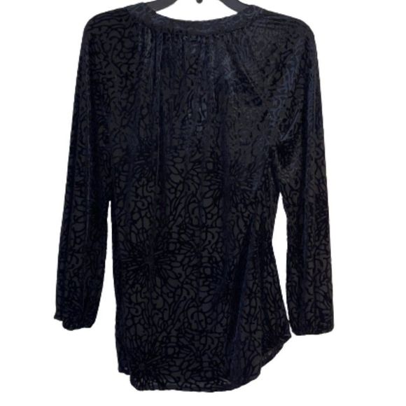 🆕Intro. Stretch Petite Black Top size PM - Picture 4 of 5